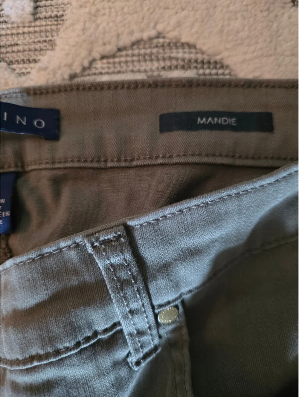 Bandolino these mandie